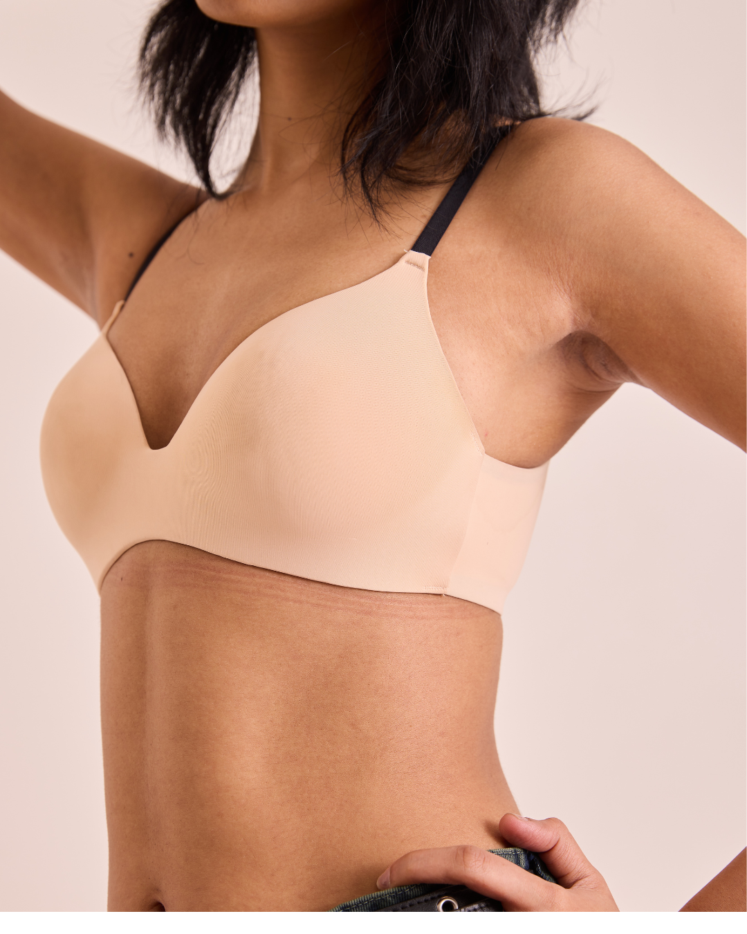 Vanishing Wireless Demi Bra
